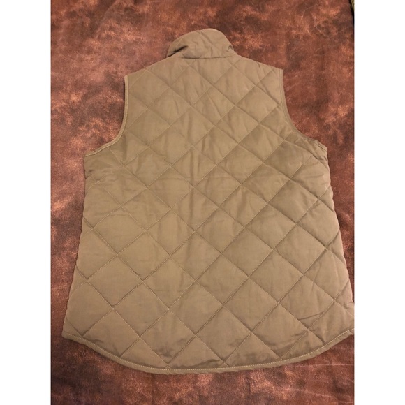 Green vest - Picture 2 of 3